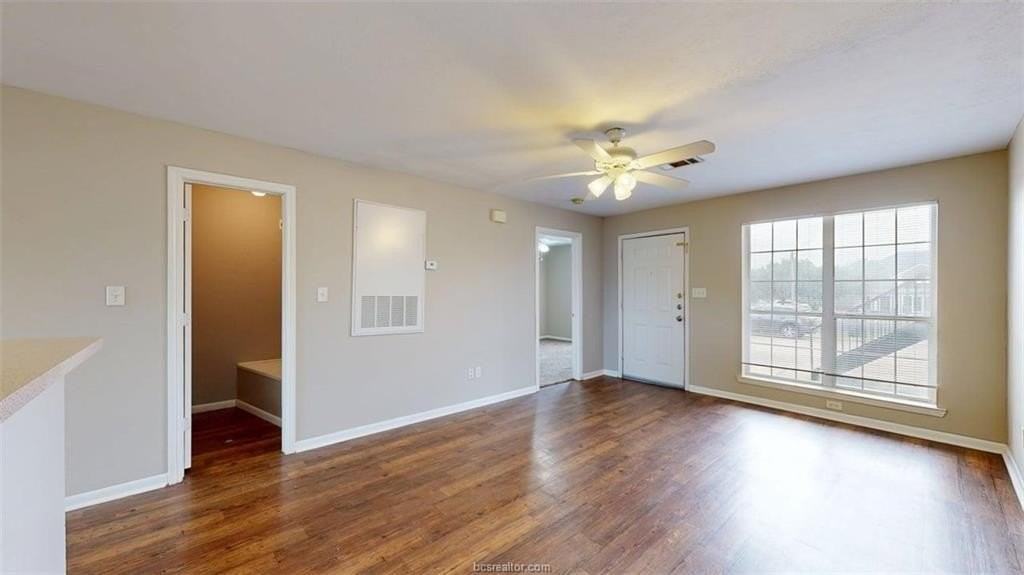 1507 Hollowhill Dr #A - Photo 4 of 19