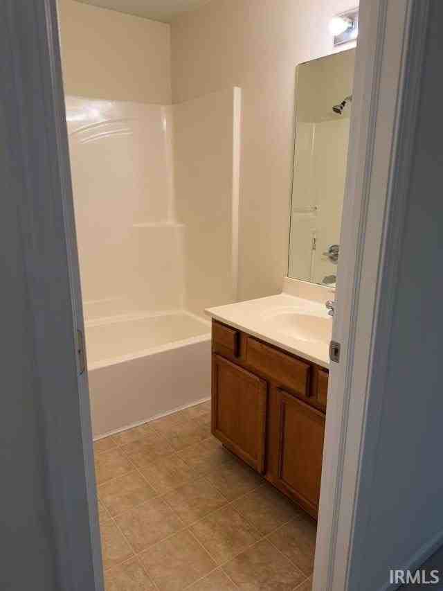 2465 S Woolery Mill Dr - Photo 5 of 10
