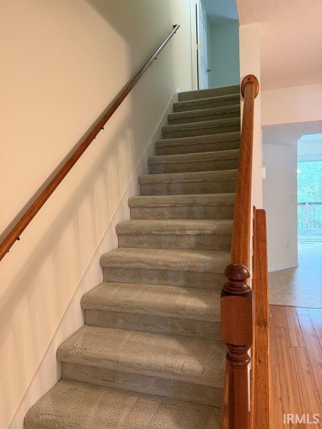 2465 S Woolery Mill Dr - Photo 7 of 10
