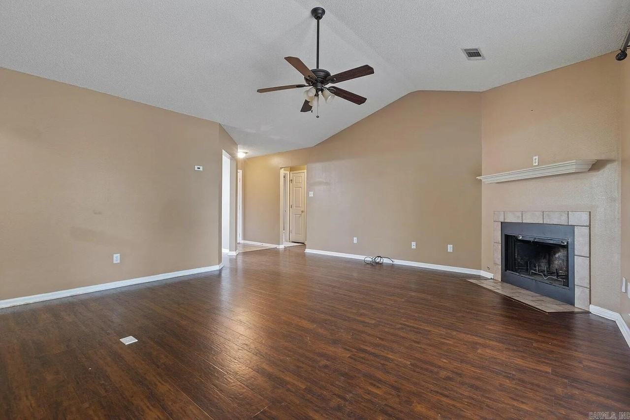 12926 Westglen Dr - Photo 3 of 25