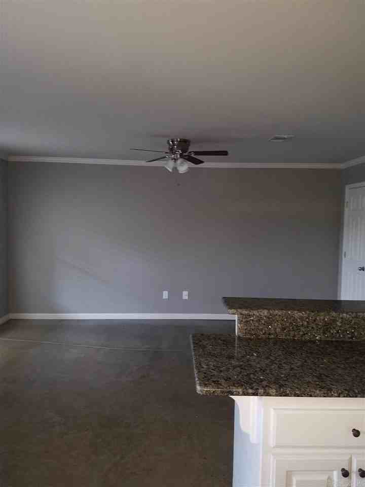 286 Bailey Rd - Photo 5 of 12