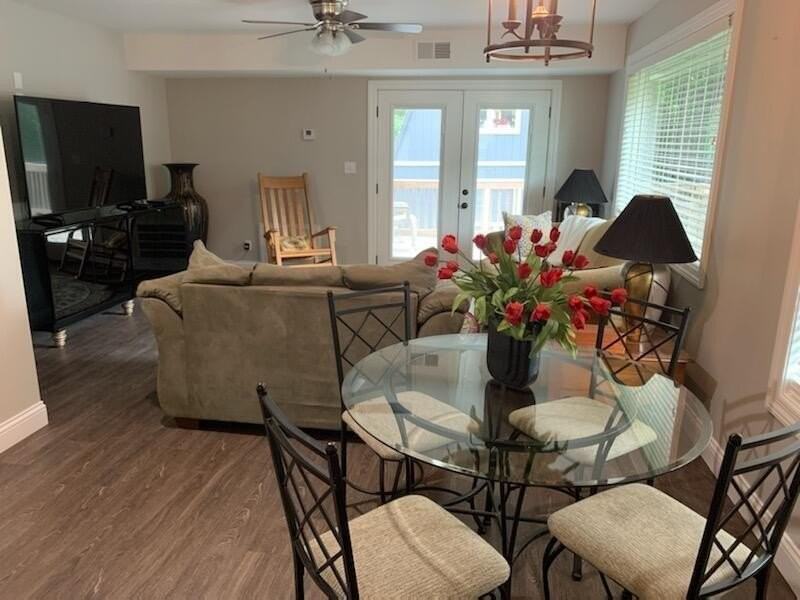 5214 Hickory Woods Ln #B - Photo 3 of 8