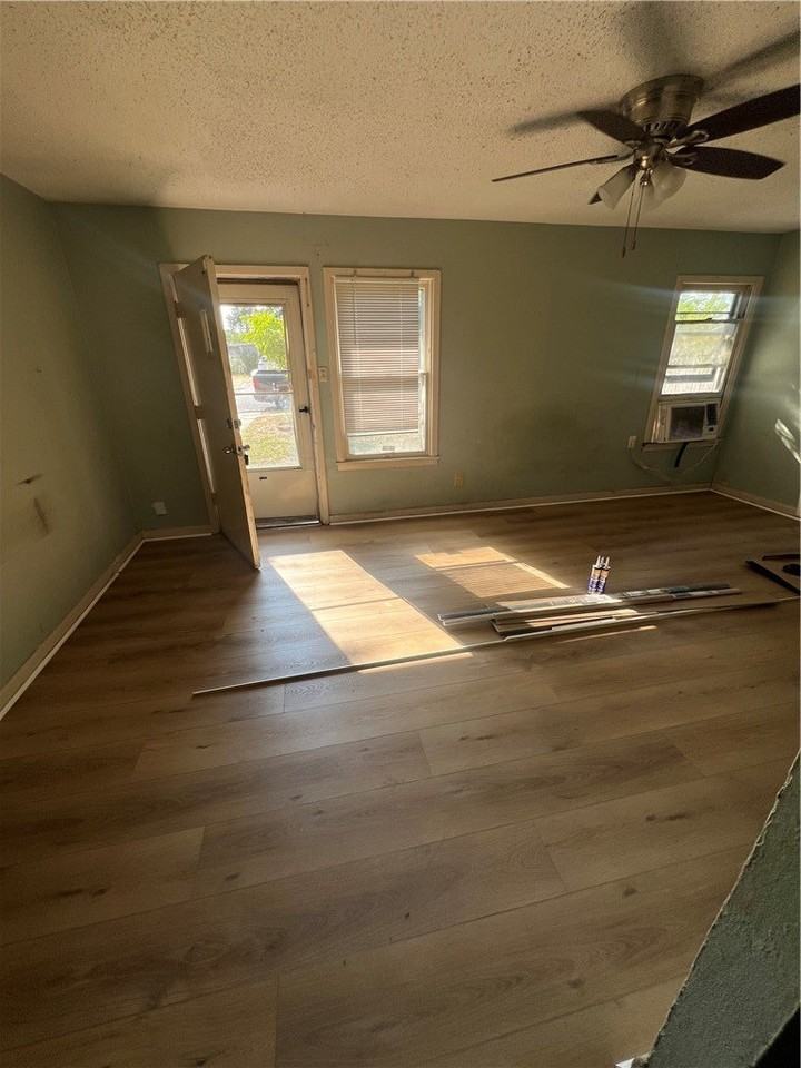 4609 Mokry Dr - Photo 3 of 9