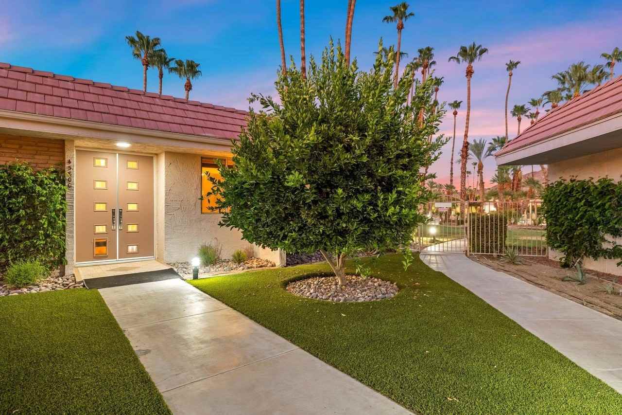 45800 Pima Rd - Photo 3 of 32