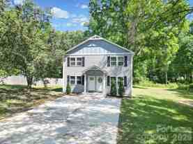 110 Carpenter St - Photo 1 of 1