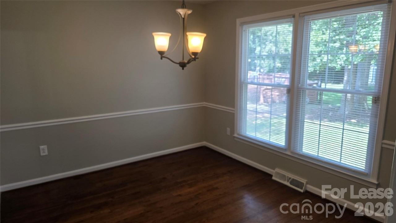 6504 Olde Savannah Rd - Photo 5 of 22