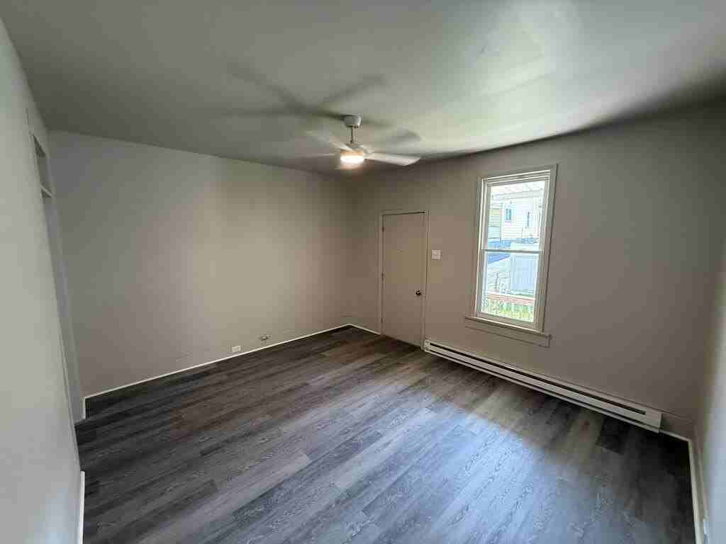 1247 Main St - Photo 3 of 20