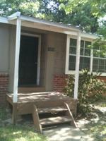 featured image of 429A Helen St #429A