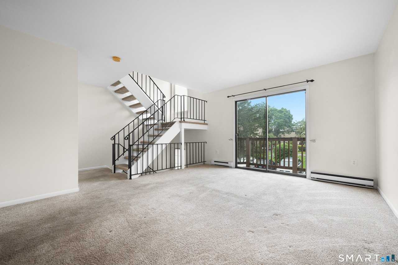 60 Lawn Ave #24 - Photo 2 of 25