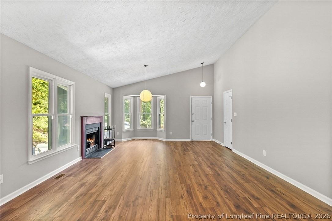 3294 Florida Dr - Photo 6 of 32