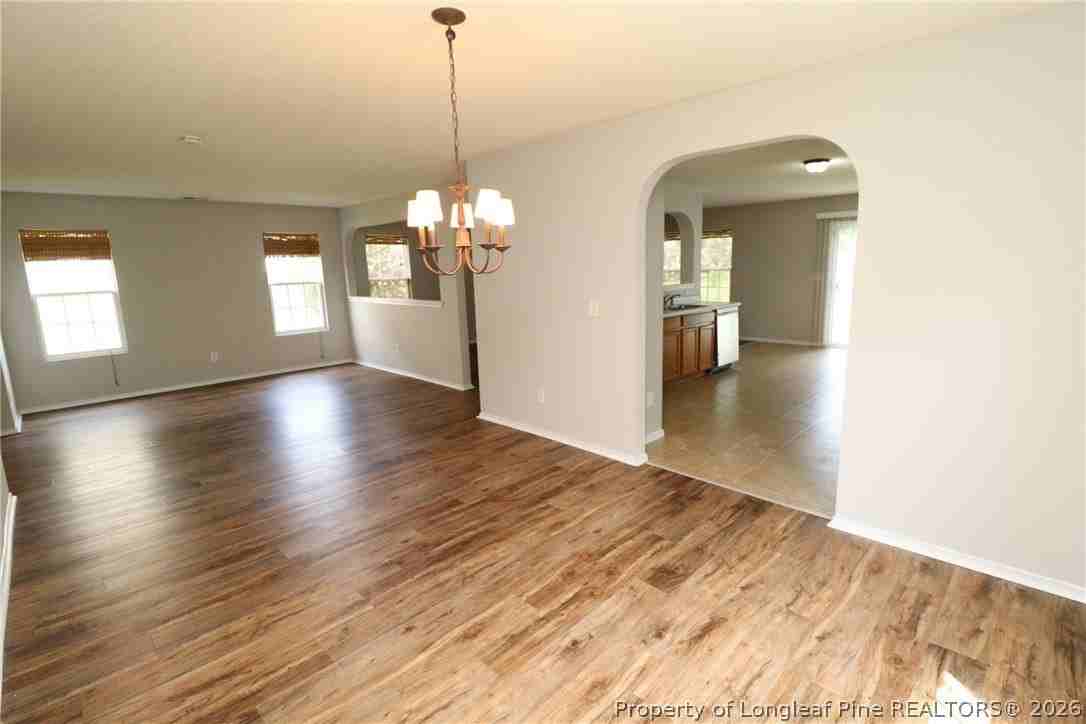 5 Bellmore Ct - Photo 6 of 33