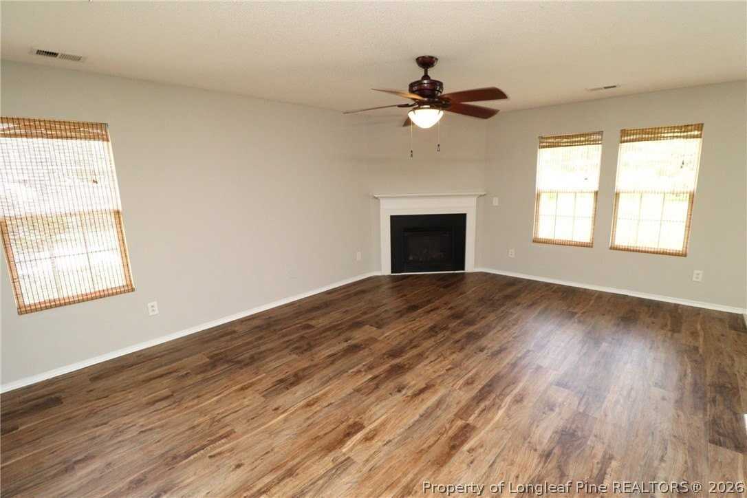 5 Bellmore Ct - Photo 7 of 33