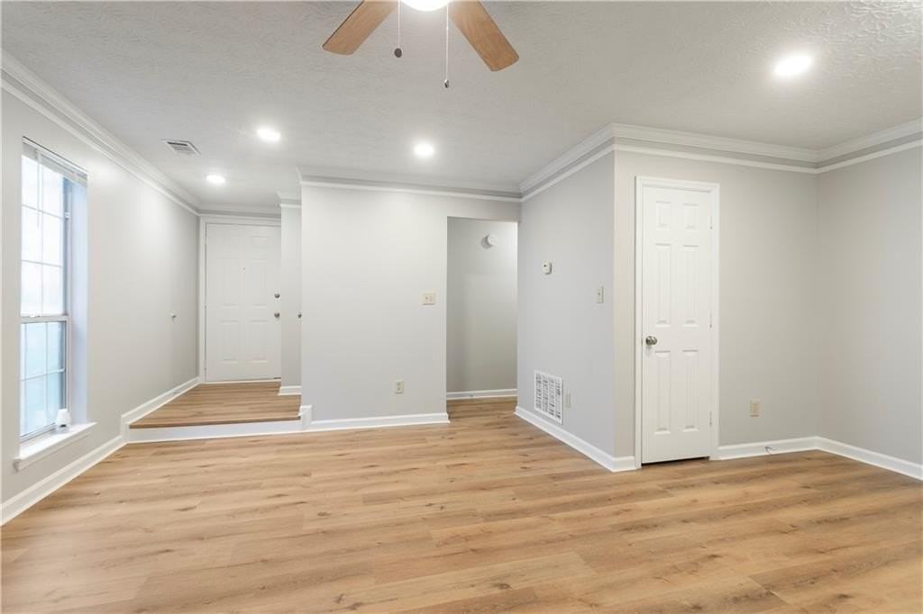1041 Plantation Way Nw - Photo 4 of 18