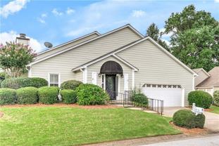 60 Heartwood Dr - Photo 1 of 1