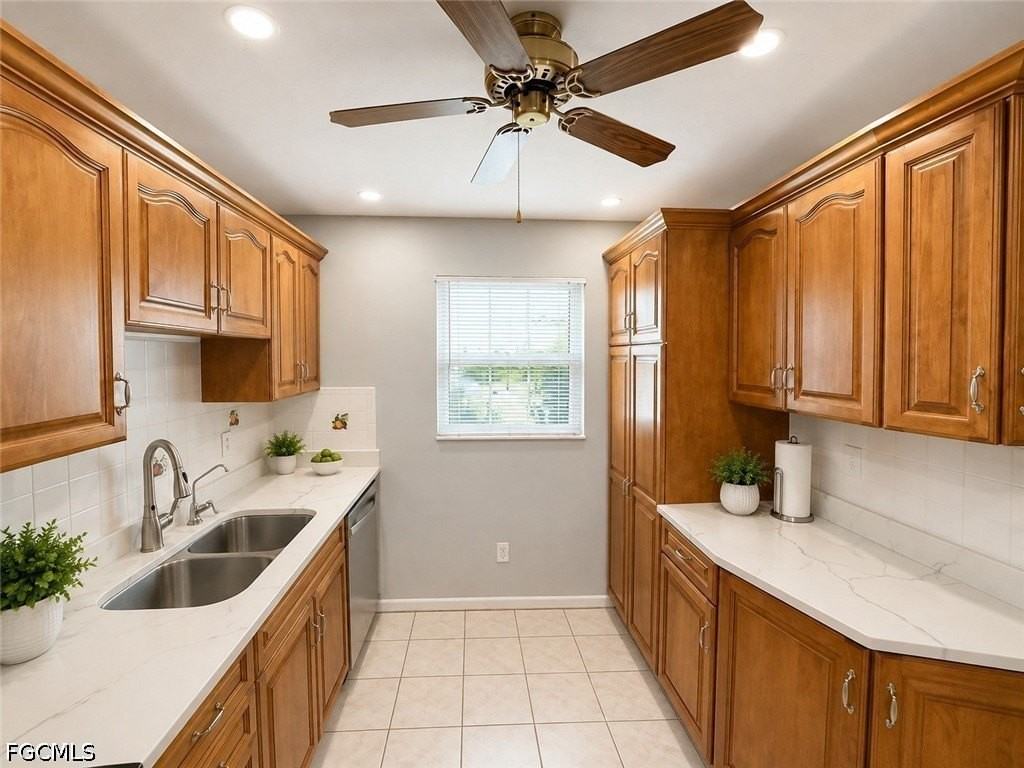 1356 Myerlee Country Club Blvd #3 - Photo 5 of 12