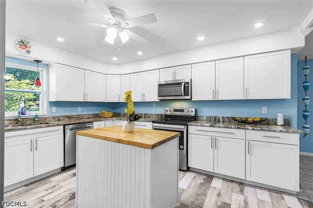 3823 Se 13th Ave - Photo 7 of 32