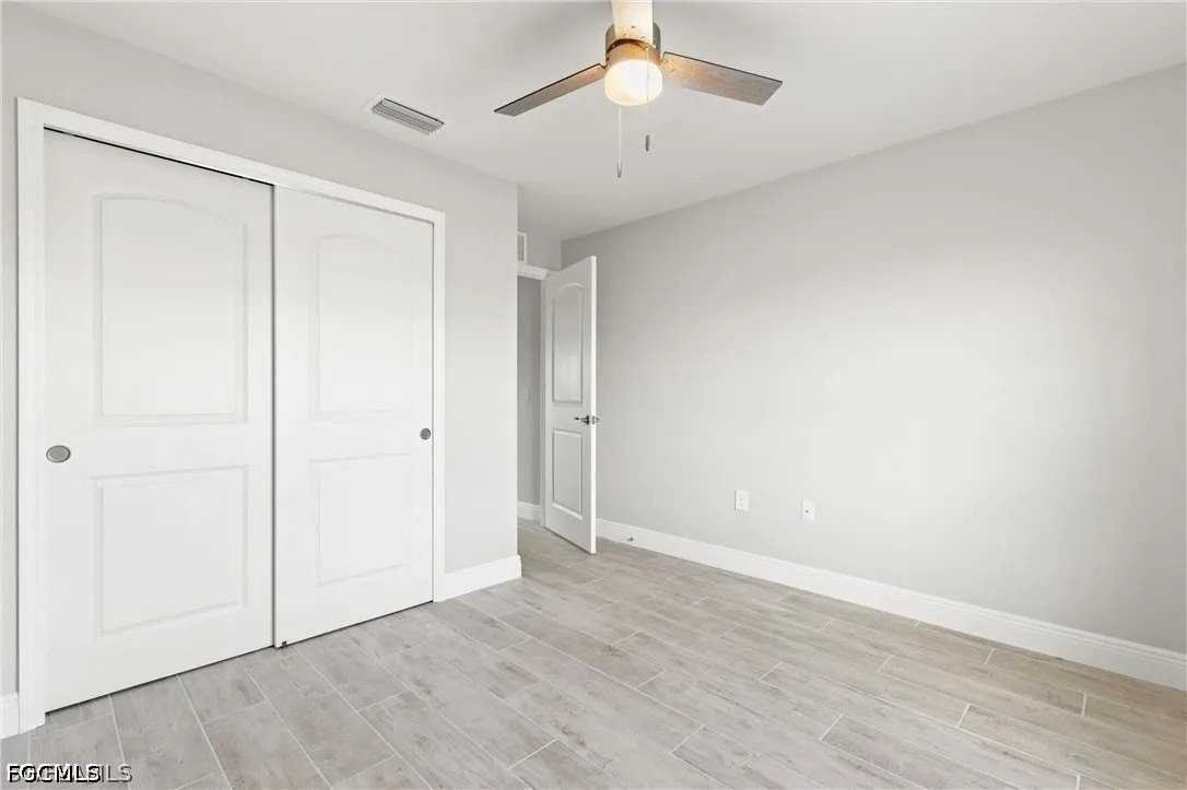 1322 Ne 12th Pl - Photo 7 of 13