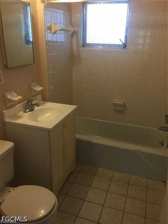1114 Vineyard Pl - Photo 6 of 9