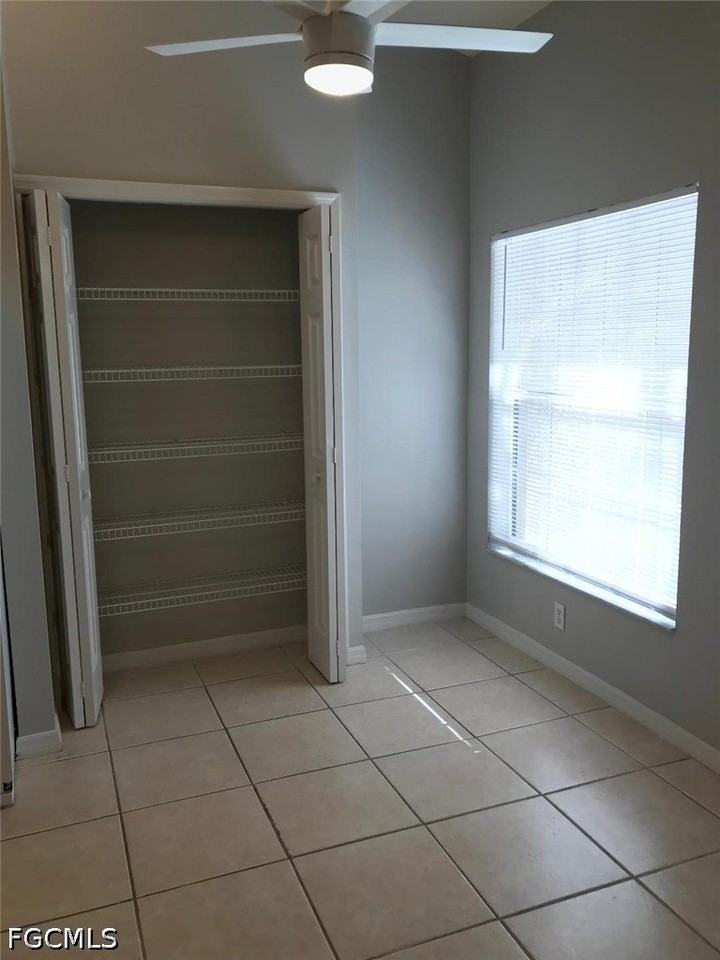 4330 Sw 7th Pl - Photo 4 of 19