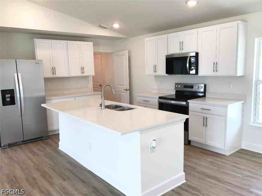 1113 Nw 12th Ter - Photo 2 of 16