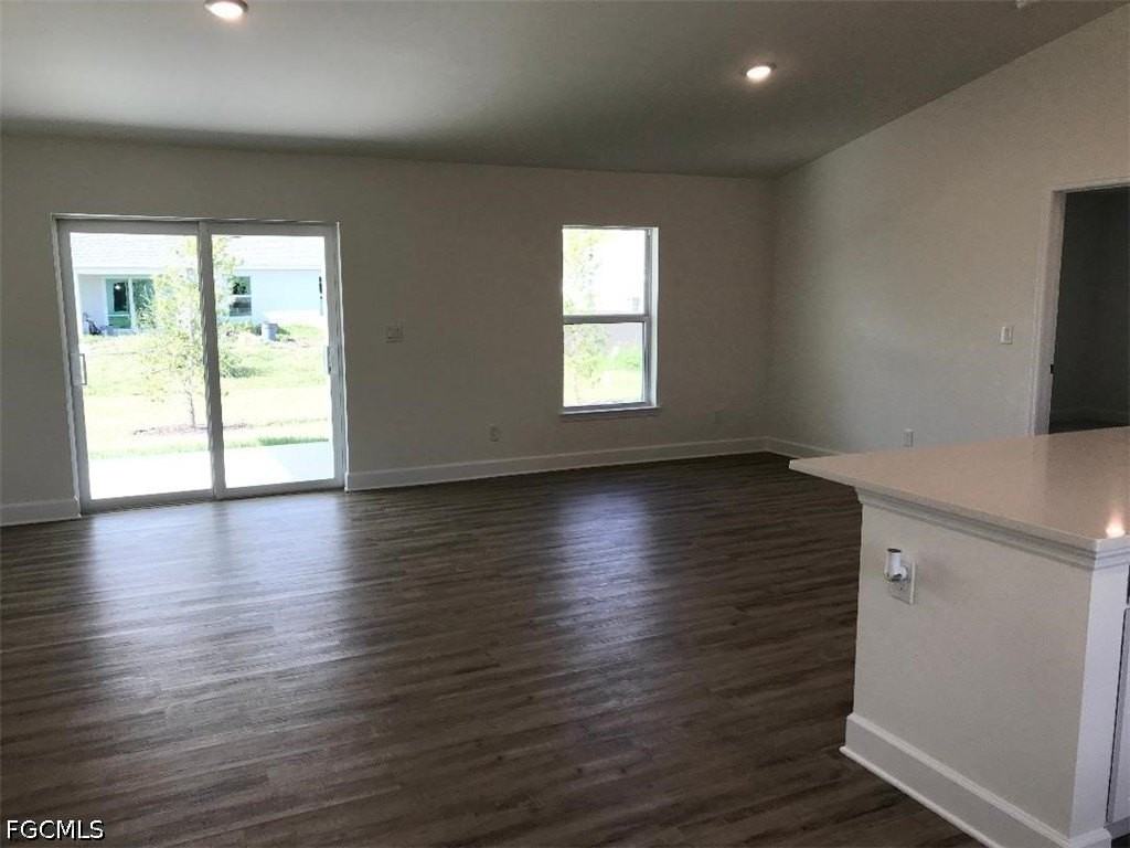 1113 Nw 12th Ter - Photo 6 of 16