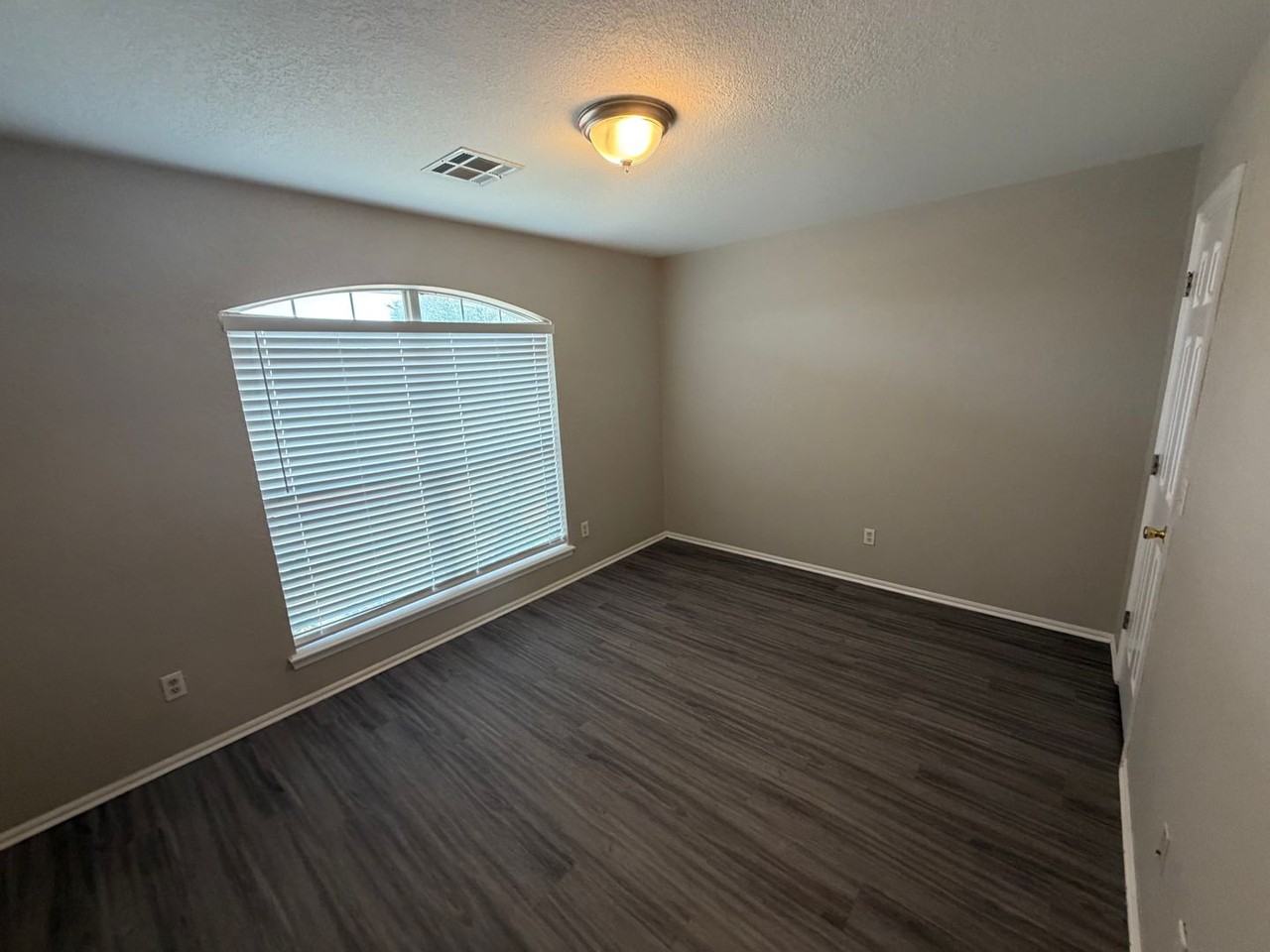 4812 Se 89th Ter - Photo 2 of 11