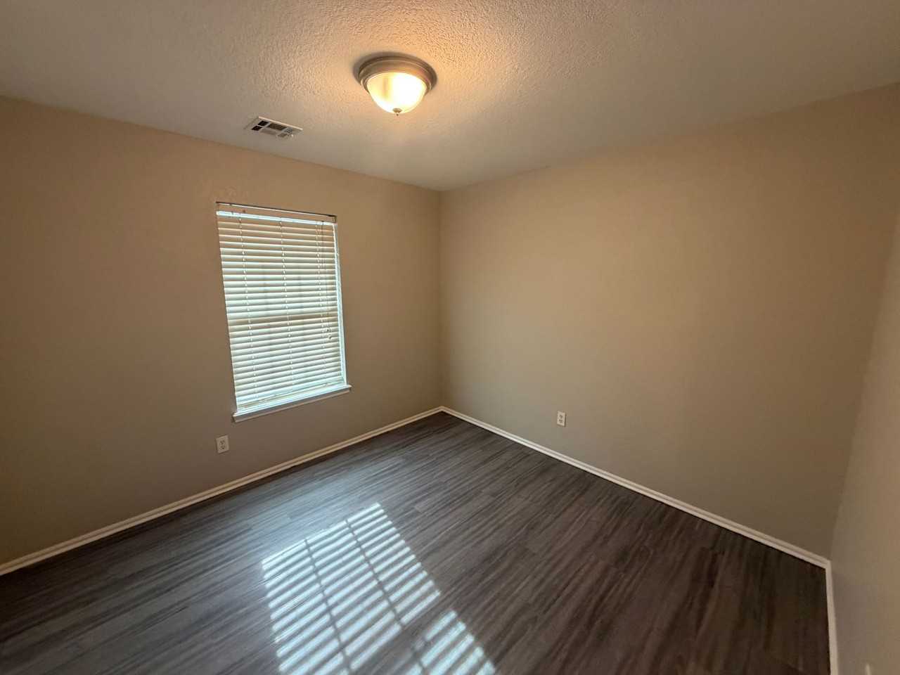 4812 Se 89th Ter - Photo 4 of 11