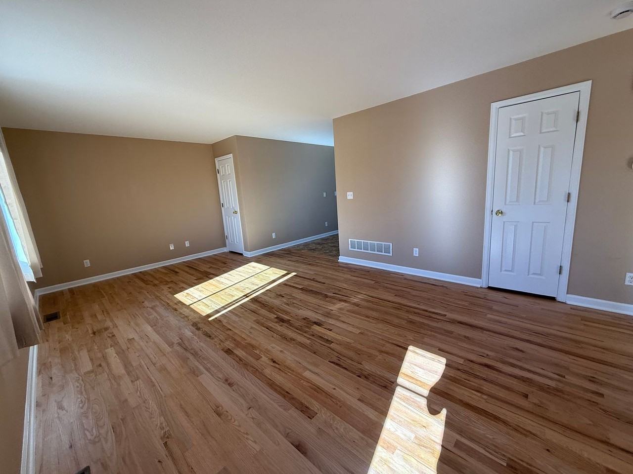 3111 W 95th Ave - Photo 5 of 37