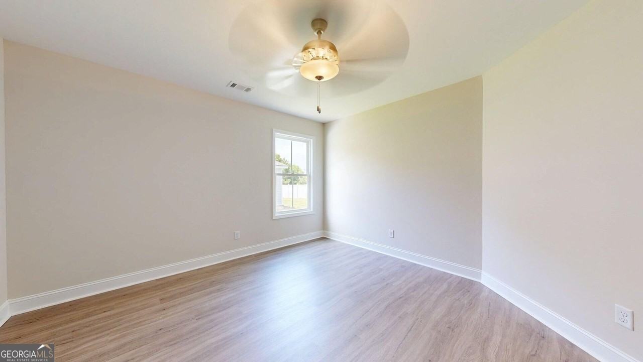2 Roundtree St - Photo 7 of 20