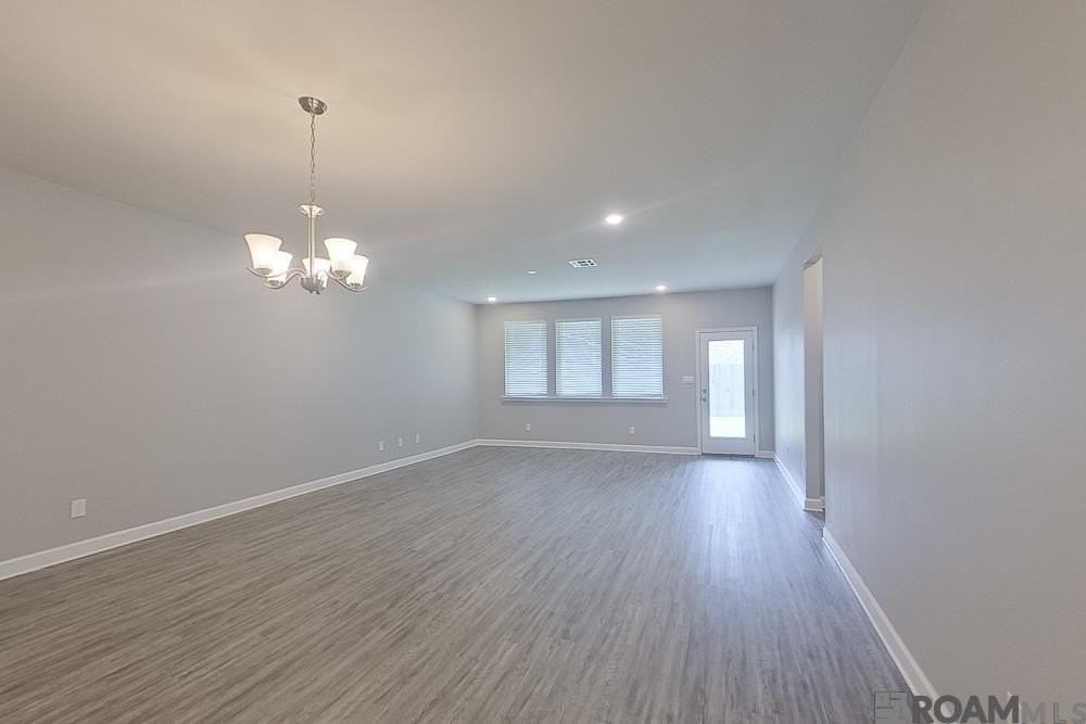 6425 Tiger Pointe Dr - Photo 2 of 19