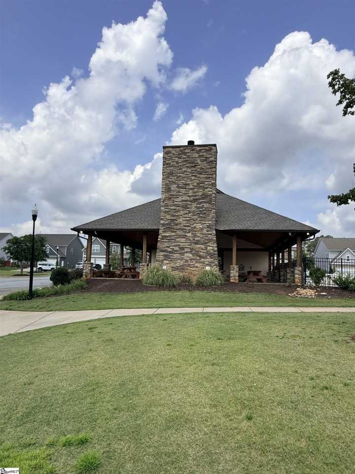 5123 Pratt Dr - Photo 4 of 30
