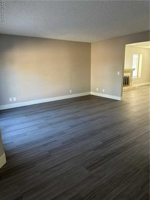 126 Elegante Way - Photo 4 of 22