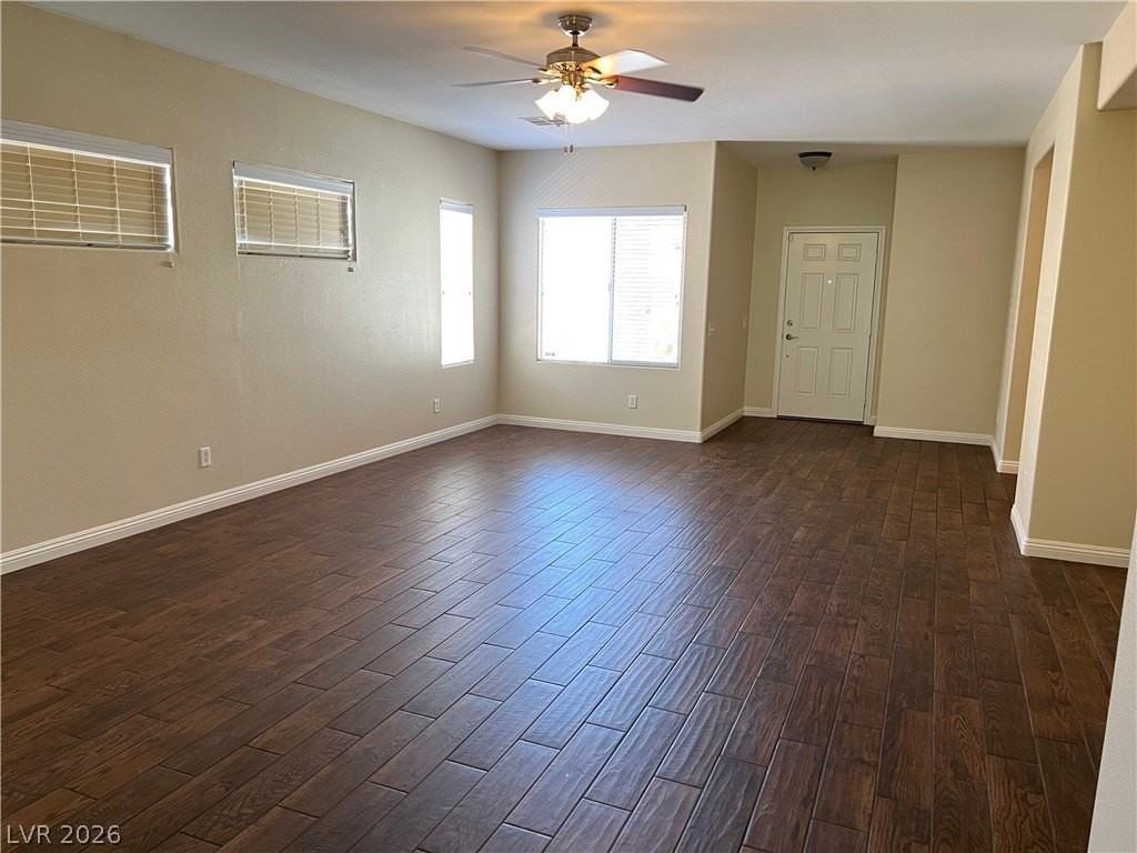 3188 Robins Creek Pl - Photo 2 of 14