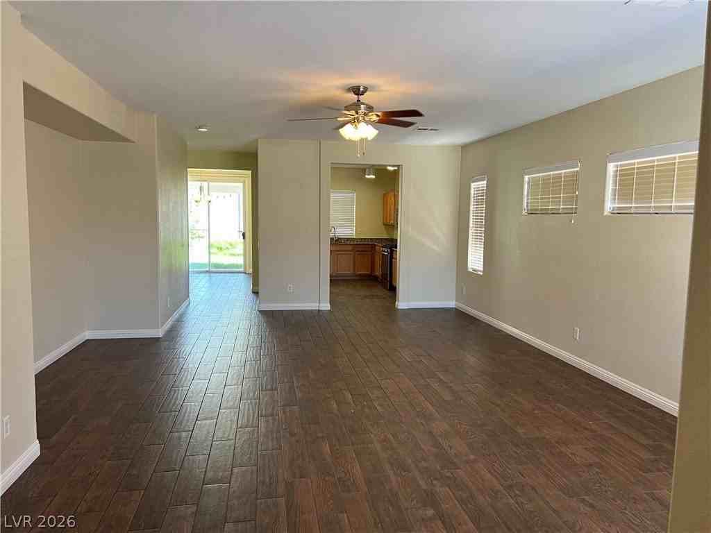 3188 Robins Creek Pl - Photo 3 of 14