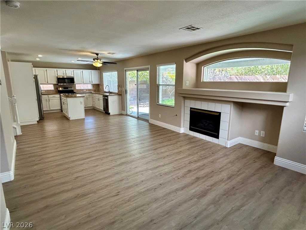 10409 Mountain Lodge Pl - Photo 2 of 15