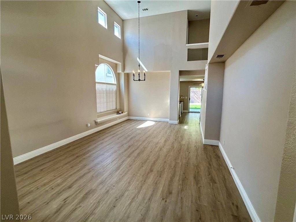 10409 Mountain Lodge Pl - Photo 5 of 15
