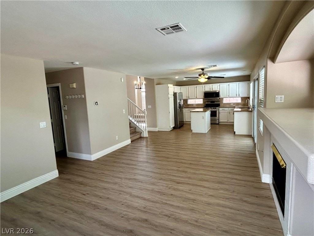 10409 Mountain Lodge Pl - Photo 6 of 15
