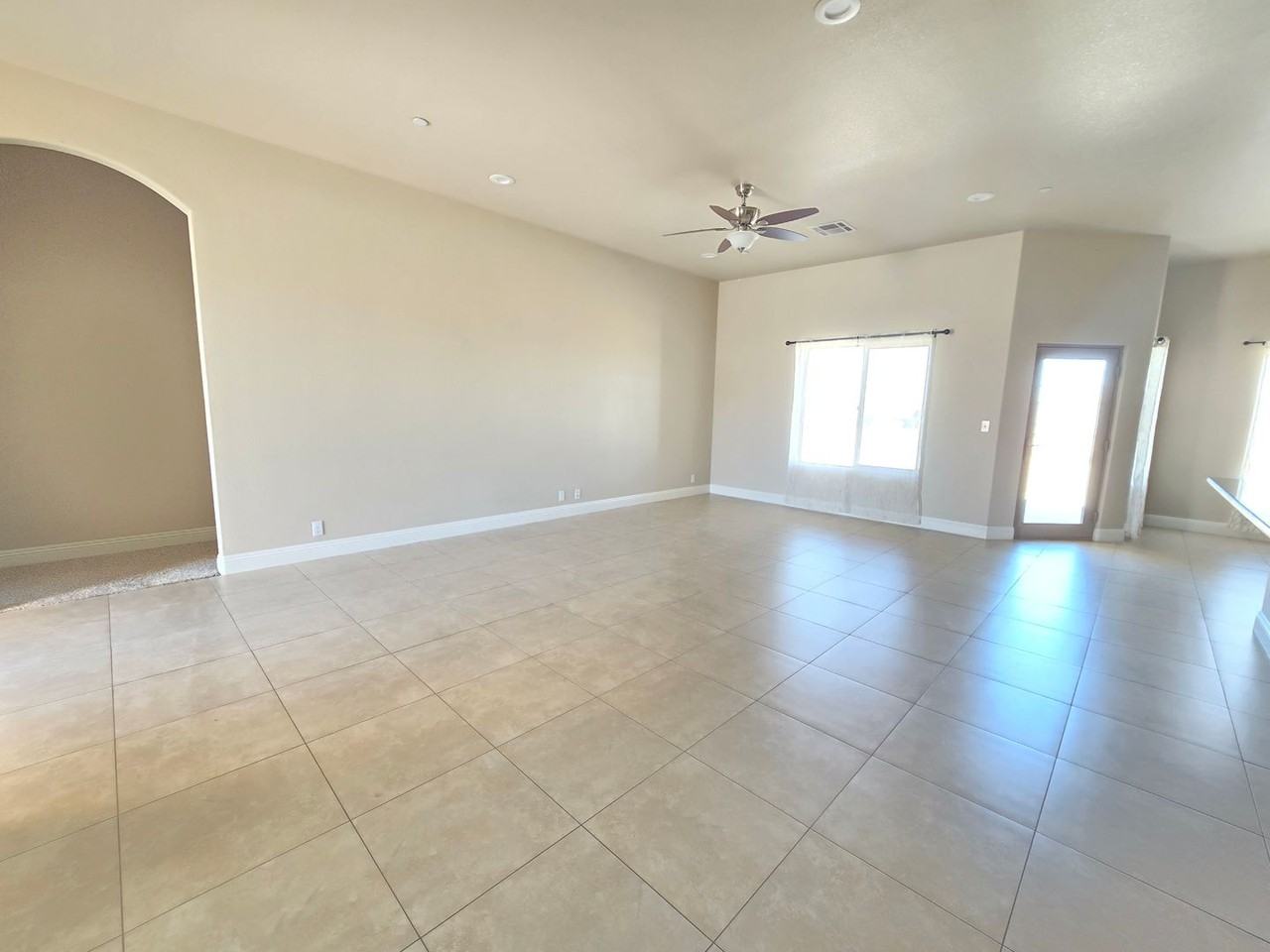 128 Salt River Dr - Photo 3 of 16