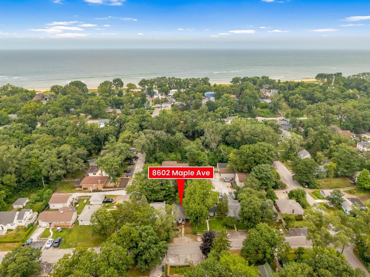 8602 Maple Ave - Photo 4 of 47