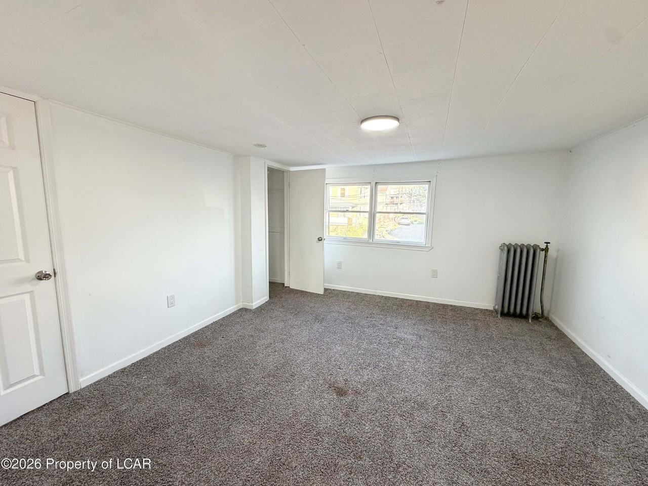 903 Cedar Ave - Photo 5 of 12