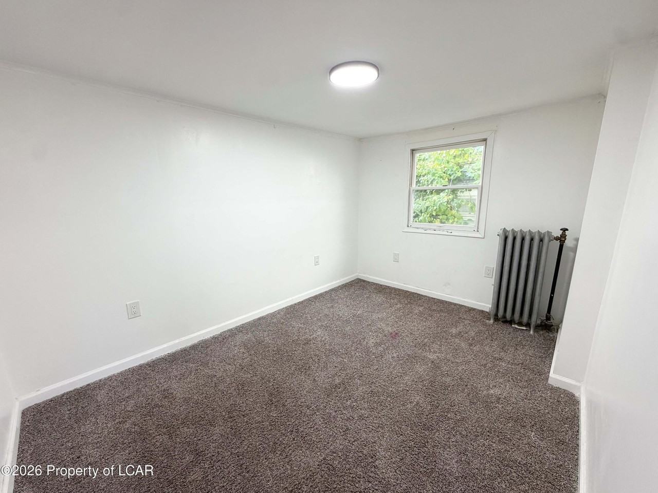 903 Cedar Ave - Photo 7 of 12
