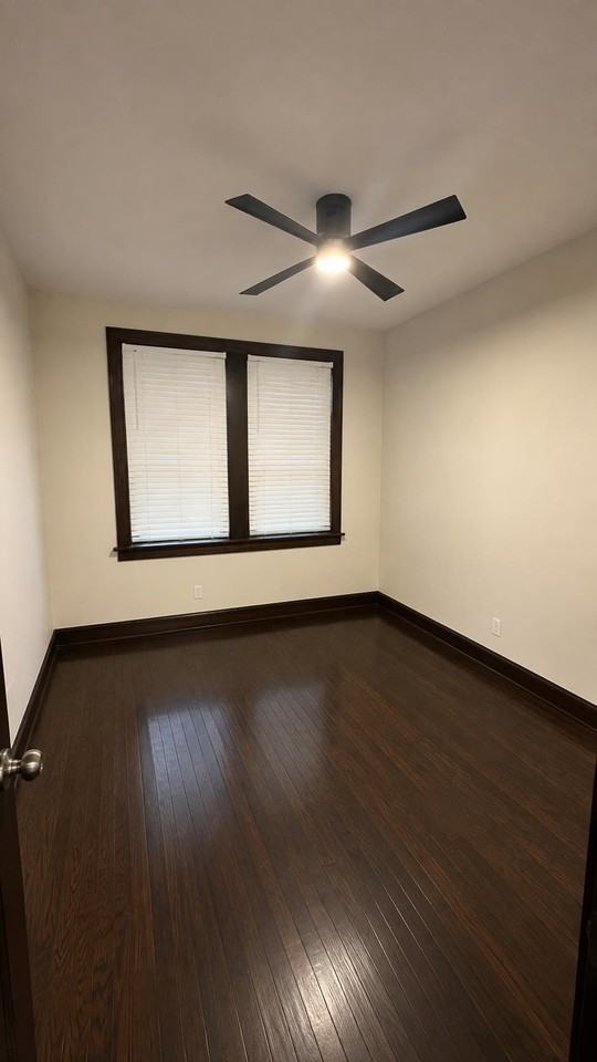 171 W 19th St - Photo 5 of 11