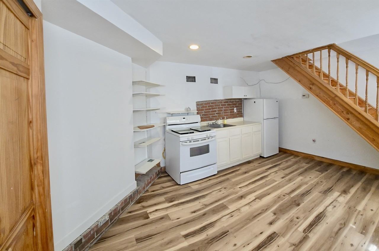 11 Wright Ave - Photo 4 of 12
