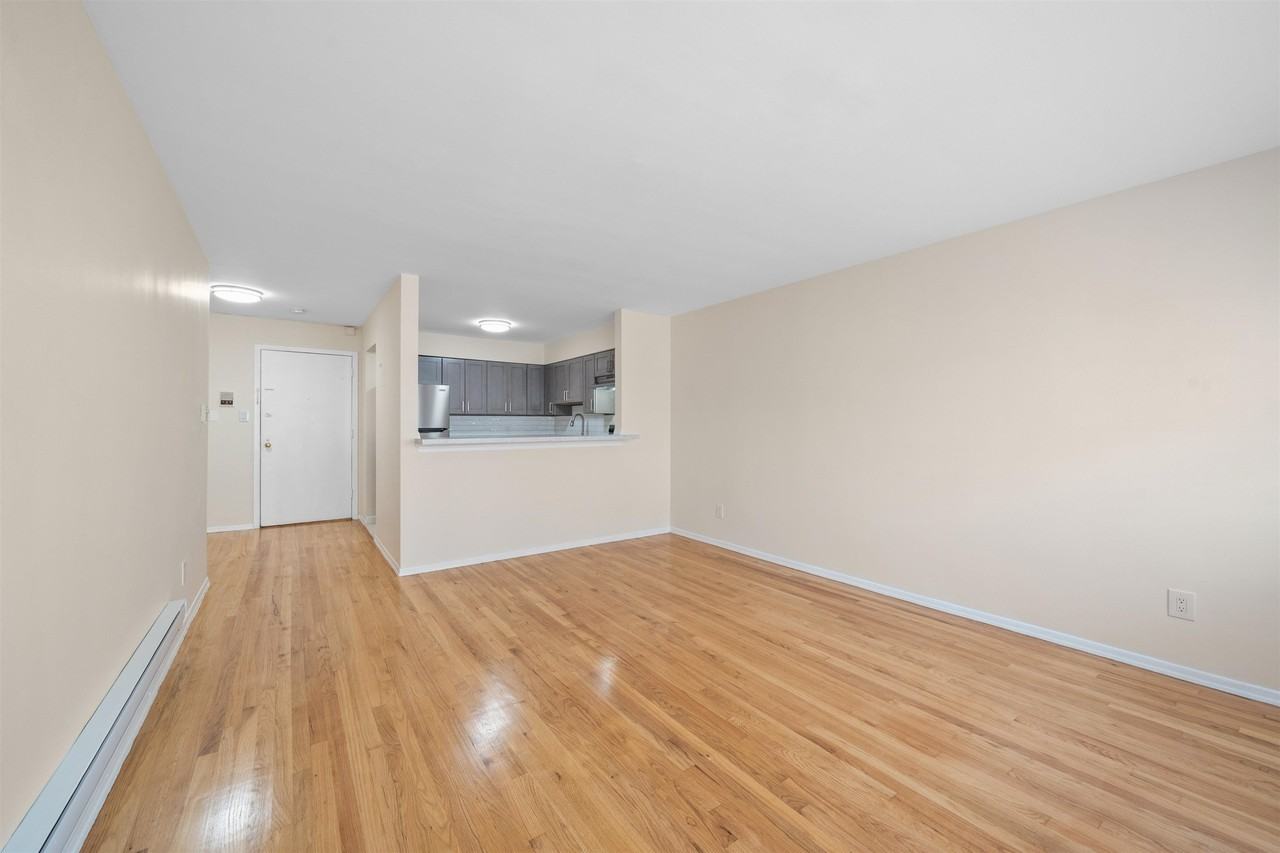 34 E 32nd St #C5 - Photo 7 of 22