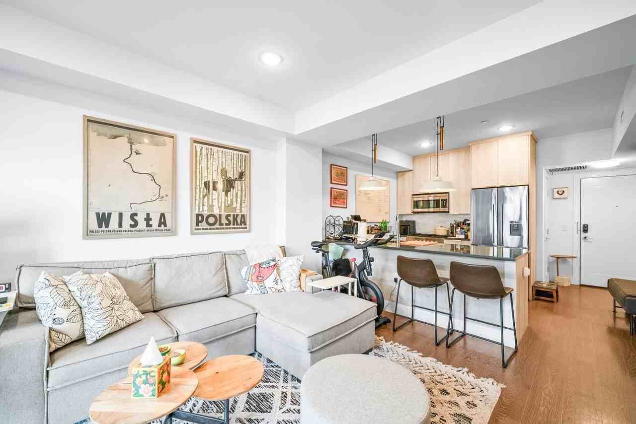 386 5th St #101 - Photo 2 of 15