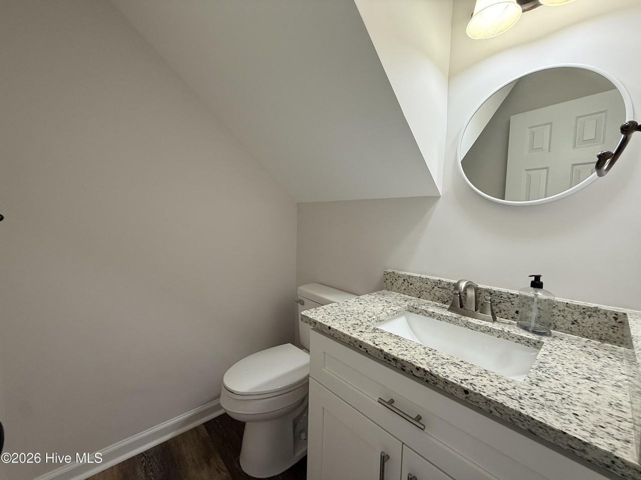211 Holden Dr - Photo 6 of 21