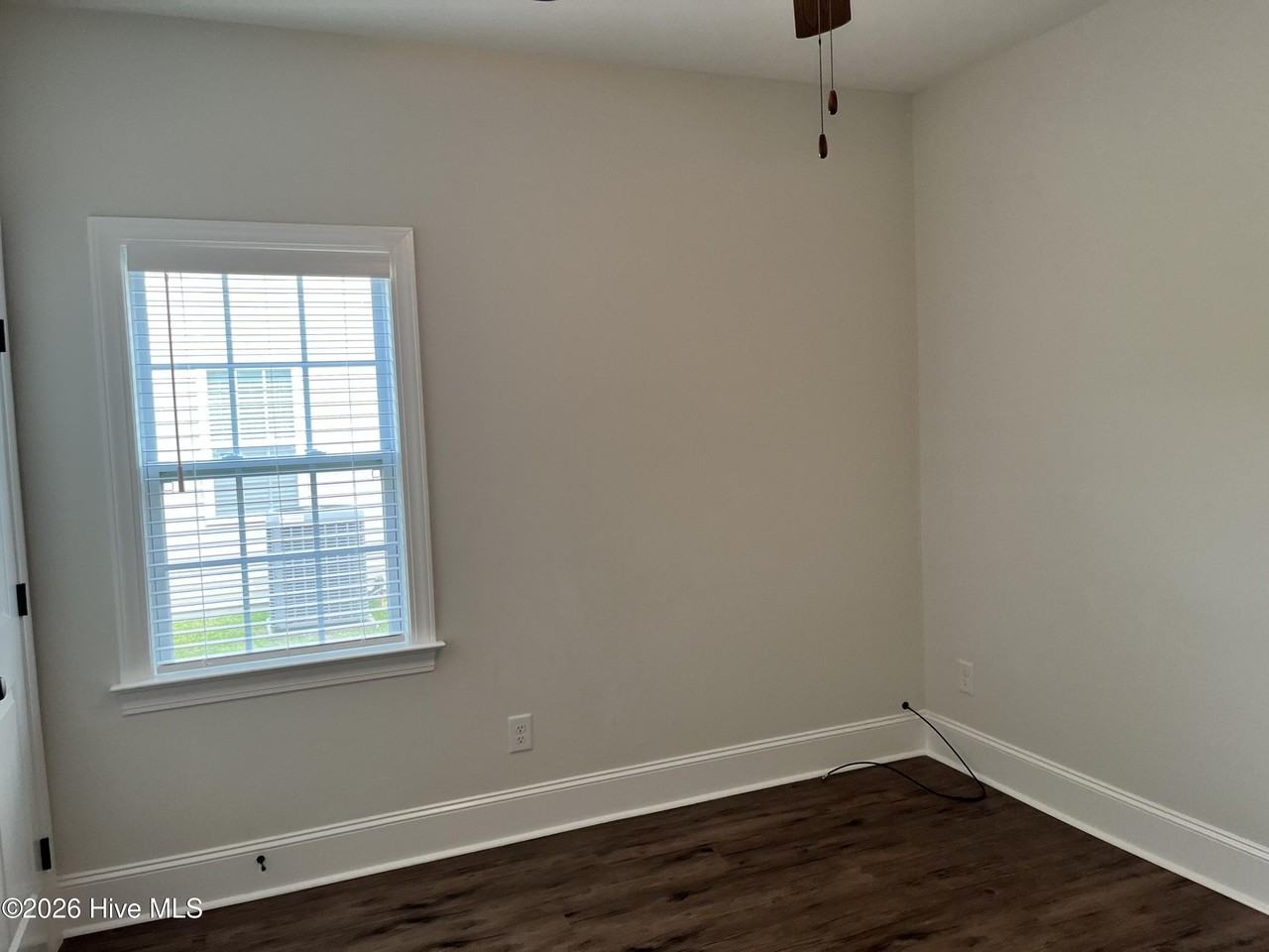3501 Gaston Way - Photo 5 of 8