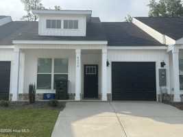 featured image of 4272 Beautiful Pond Park