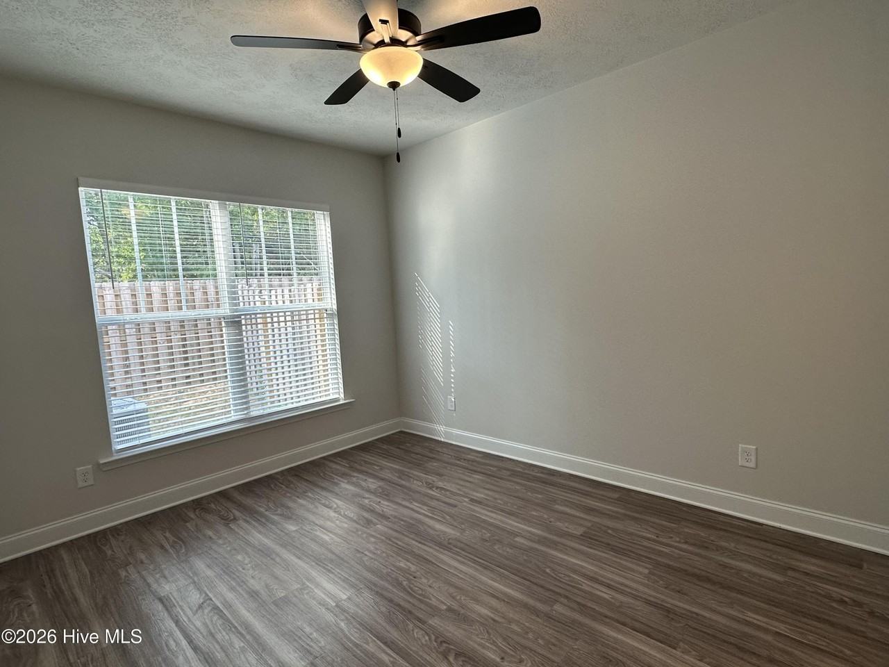 4272 Beautiful Pond Park - Photo 7 of 11