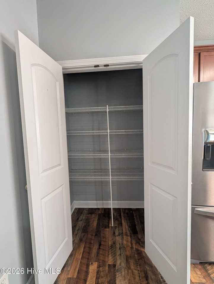 305 Weatherford Dr - Photo 6 of 22